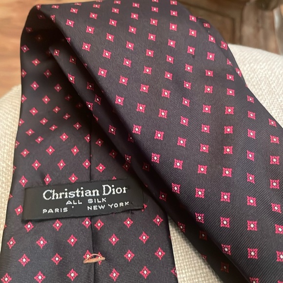 Christian Dior All Silk Tie - Picture 1 of 10